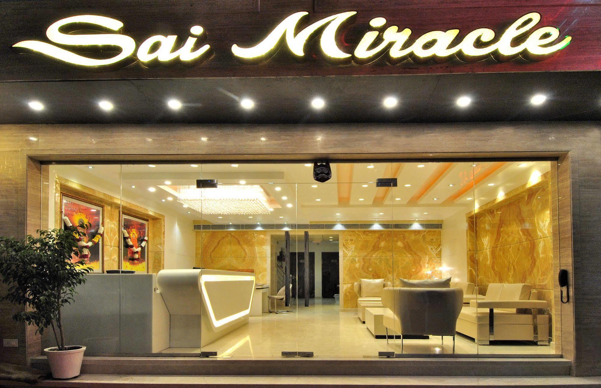 Sai Miracle - Luxury Living Hotel New Delhi Exterior photo