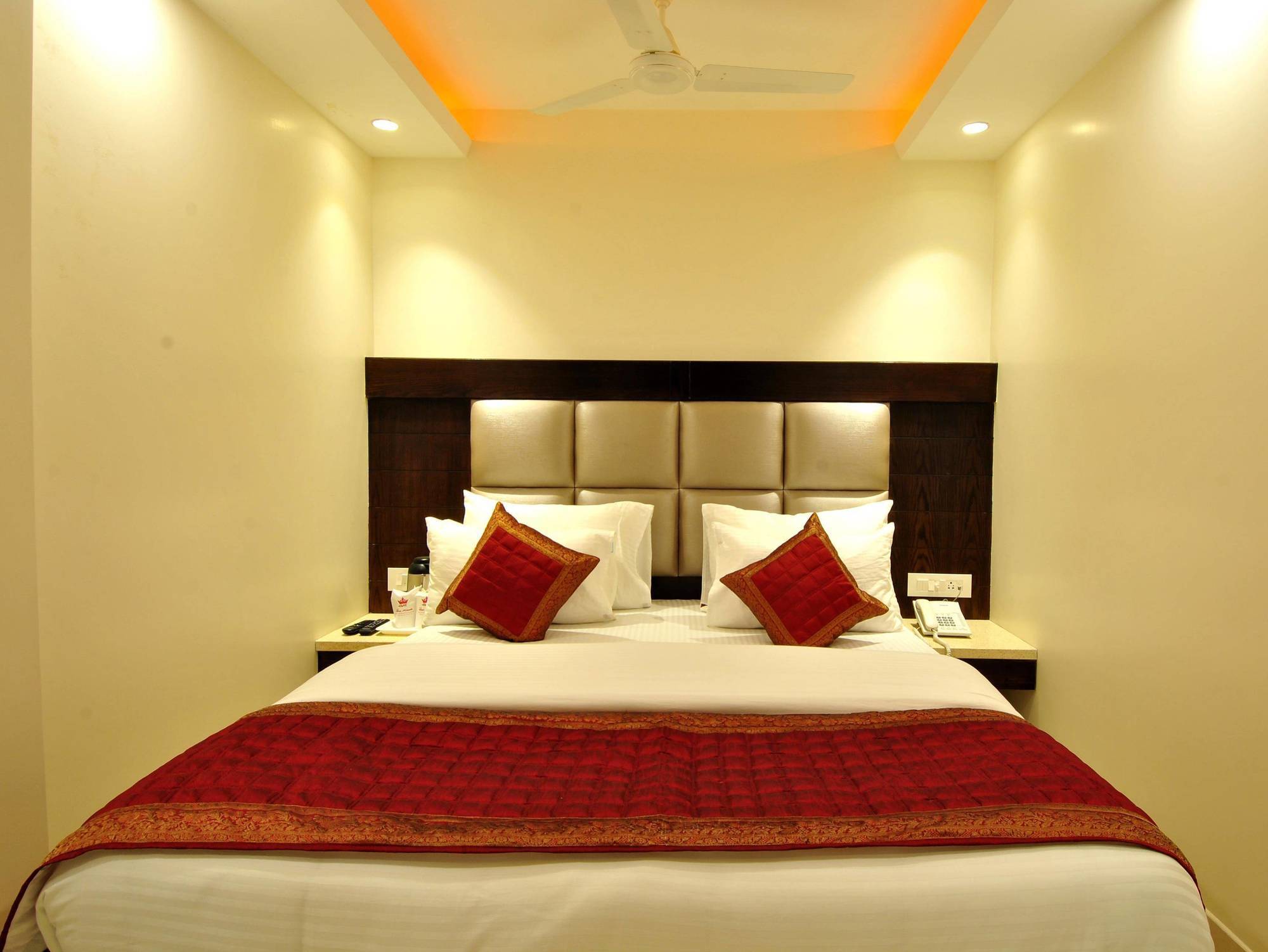 Sai Miracle - Luxury Living Hotel New Delhi Exterior photo